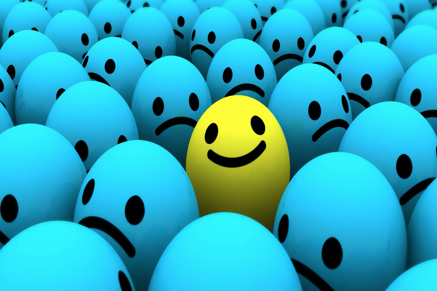 Smiling face in a crowd