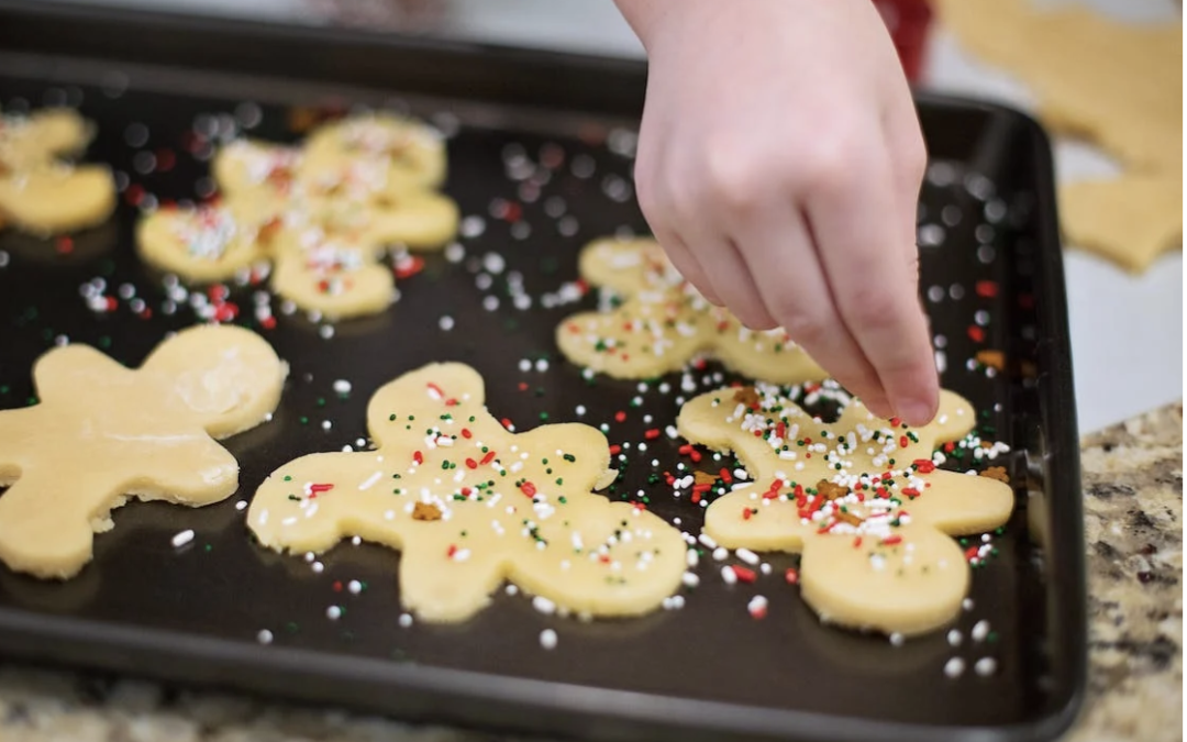 Amazing Benefits of Baking with your Kids